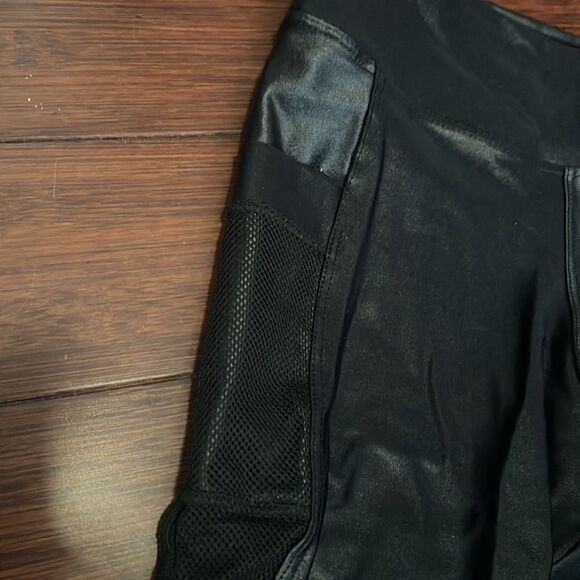 Black Leggings - Net Detail on Sides - Pockets - Size Small - Picture 3 of 4